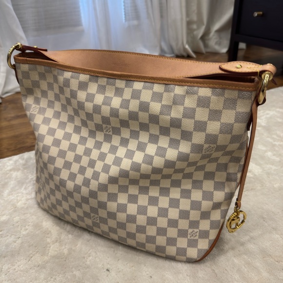 Louis Vuitton Handbags - Louis Vuitton Checkered Tan and Cream Women's Bag